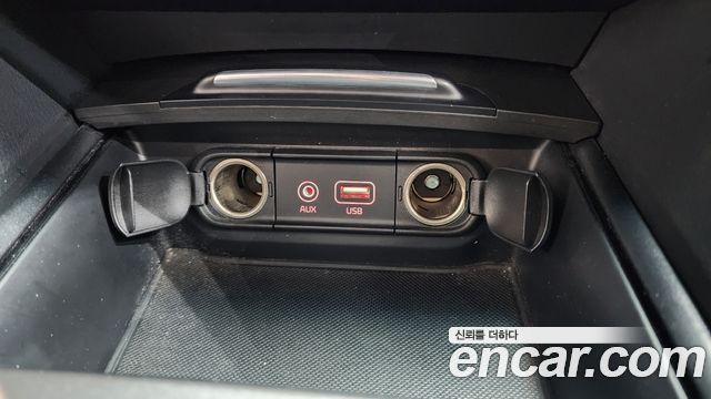 Kia K5 2017 — photo 13