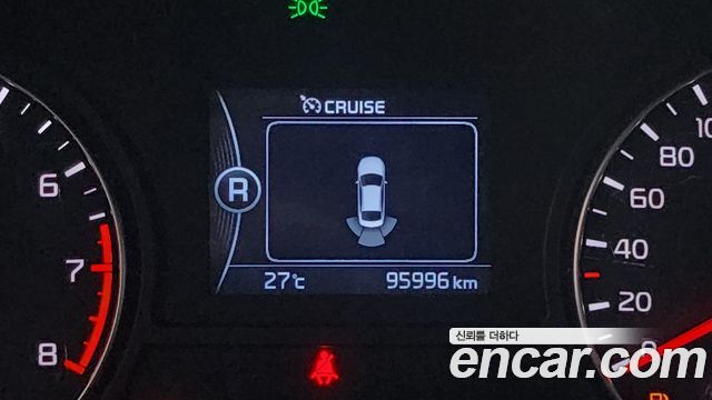 Kia K5 2017 — photo 18
