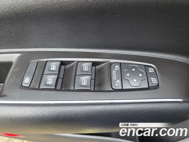 Renault Korea QM6 2021 — photo 15