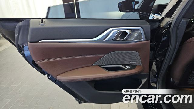 BMW i4 2024 — photo 15