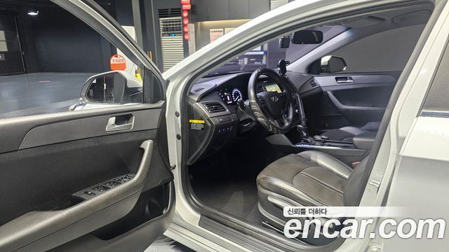 Hyundai Sonata 2016 — photo 10