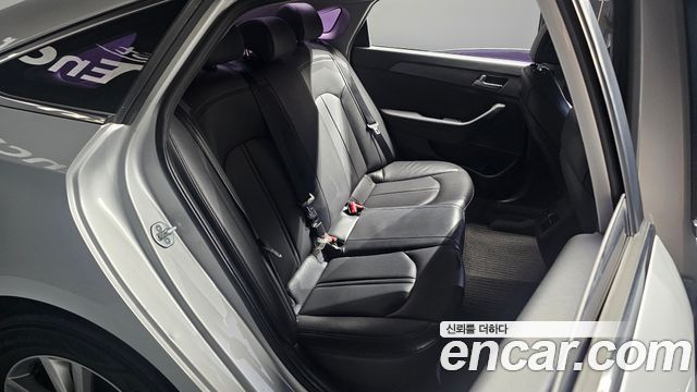 Hyundai Sonata 2016 — photo 11
