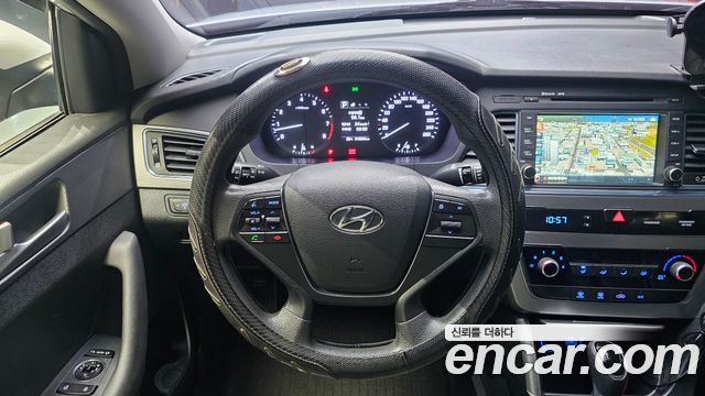 Hyundai Sonata 2016 — photo 13