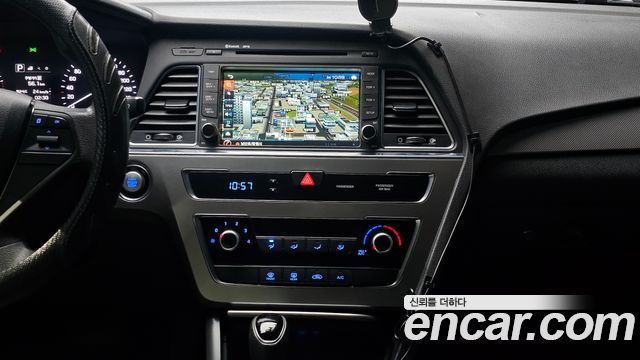 Hyundai Sonata 2016 — photo 14