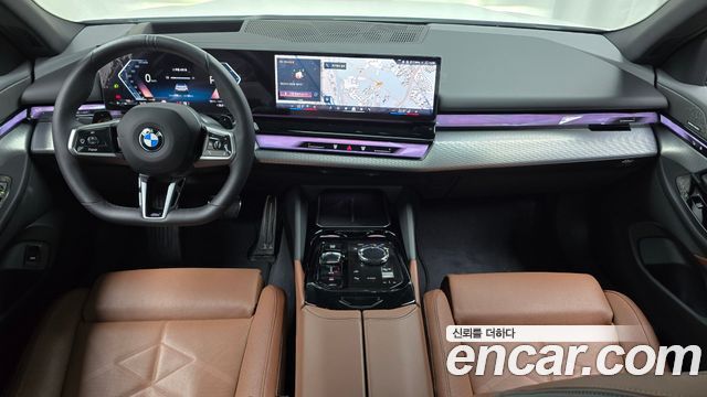 BMW 5-Series 2025 — photo 10