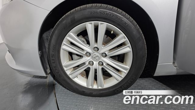 Lexus ES 2014 — photo 5