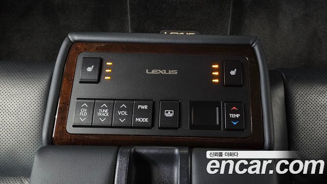 Lexus ES 2014 — photo 12