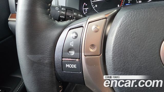 Lexus ES 2014 — photo 18