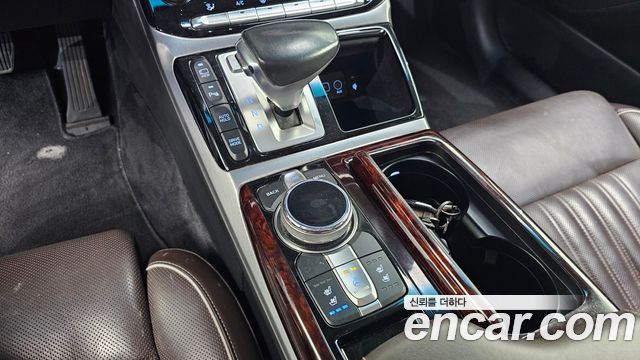 Genesis EQ900 2016 — photo 9