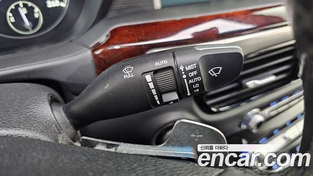 Genesis EQ900 2016 — photo 17
