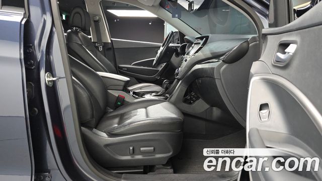 Hyundai Santafe 2015 — photo 16