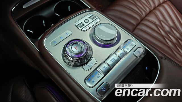 Genesis G90 2022 — photo 9