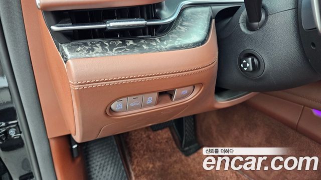 Genesis G90 2022 — photo 16