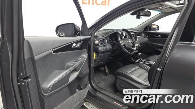 Kia Sorento 2018 — photo 10