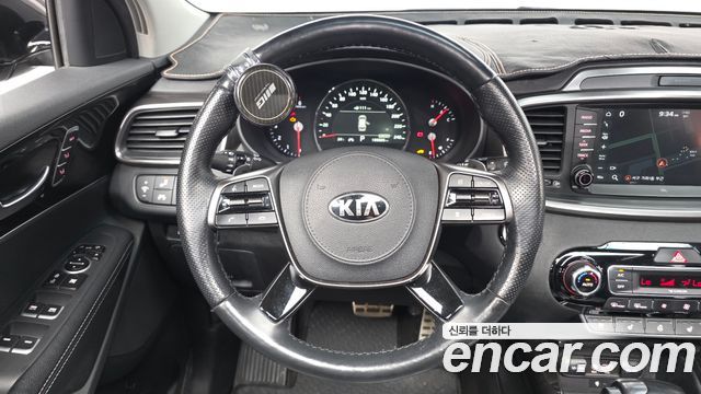Kia Sorento 2018 — photo 13