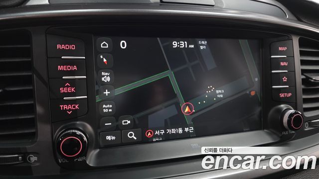 Kia Sorento 2018 — photo 14