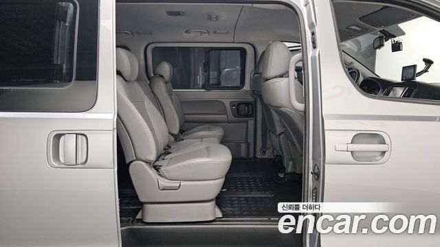 Hyundai Starex 2020 — photo 18