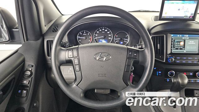Hyundai Starex 2020 — photo 22