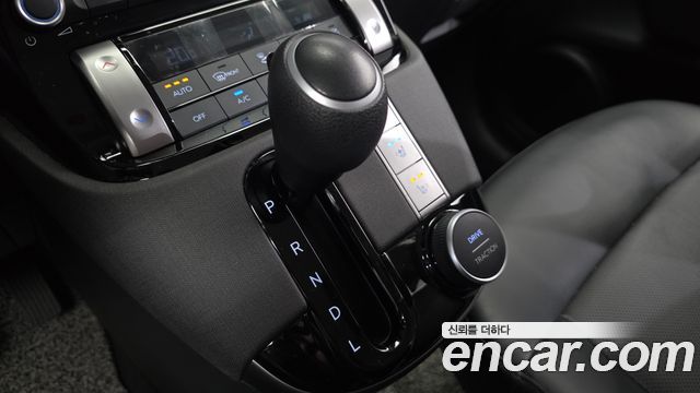 Hyundai Casper 2023 — photo 12