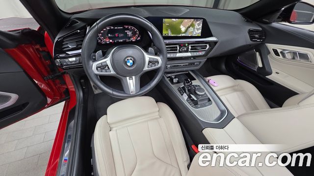 BMW Z4 2022 — photo 10