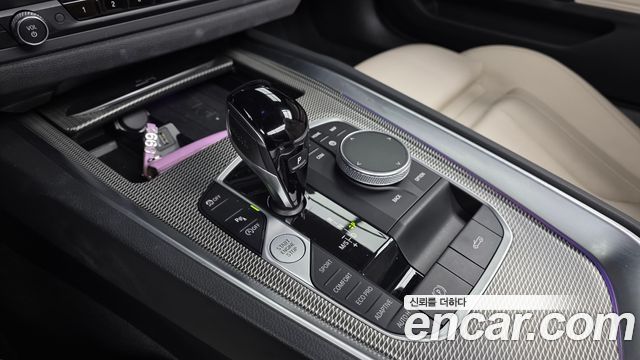 BMW Z4 2022 — photo 12