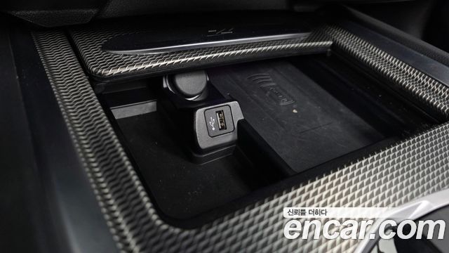 BMW Z4 2022 — photo 17