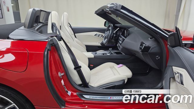 BMW Z4 2022 — photo 16