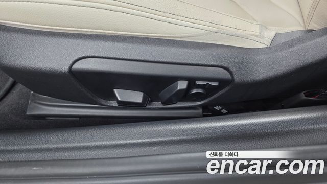 BMW Z4 2022 — photo 31