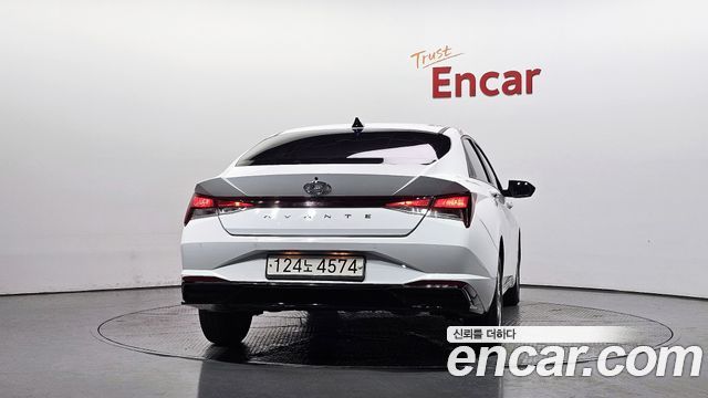 Hyundai AVANTE 2022 — photo 4