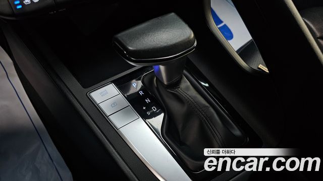 Hyundai AVANTE 2022 — photo 9