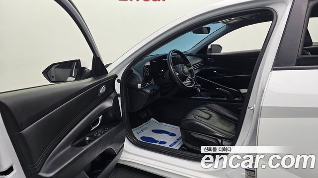 Hyundai AVANTE 2022 — photo 10