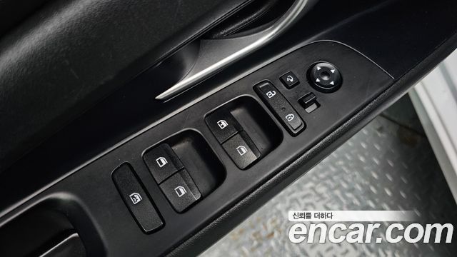 Hyundai AVANTE 2022 — photo 13
