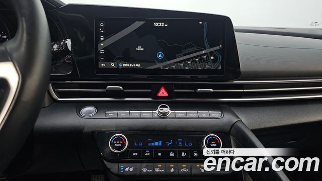 Hyundai AVANTE 2022 — photo 17