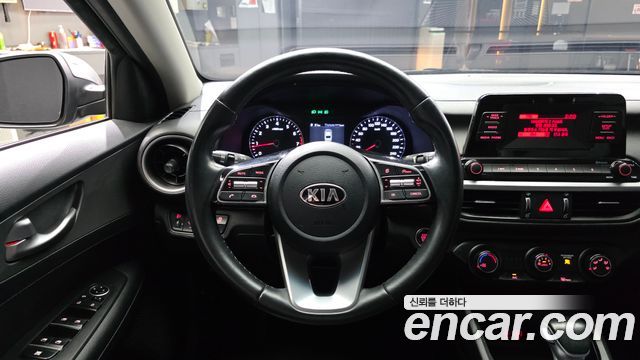 Kia K3 2021 — photo 18