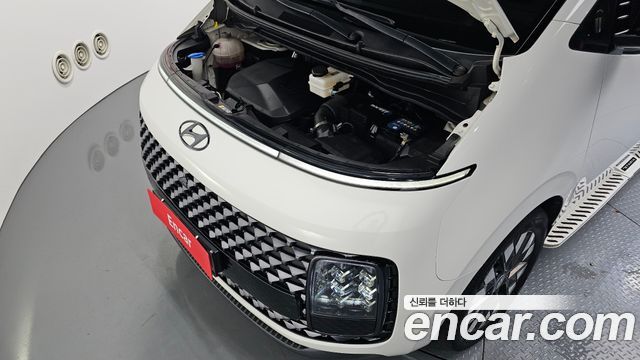 Hyundai Staria 2022 — photo 6