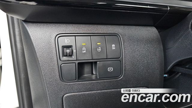 Hyundai Staria 2022 — photo 22