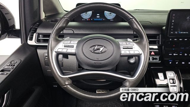 Hyundai Staria 2022 — photo 25