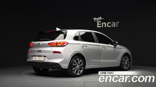 Hyundai i30 2017 — photo 2