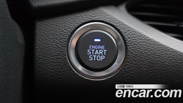 Hyundai i30 2017 — photo 25