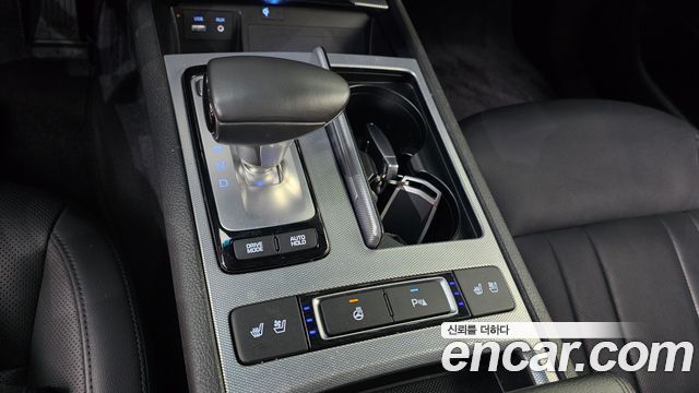Genesis G80 2018 — photo 12