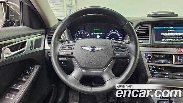 Genesis G80 2018 — photo 19