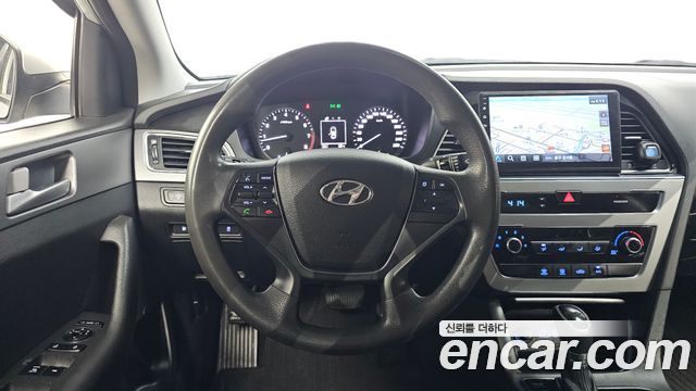 Hyundai Sonata 2015 — photo 12