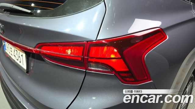 Hyundai Santafe 2021 — photo 9