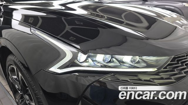 Kia K5 2023 — photo 8