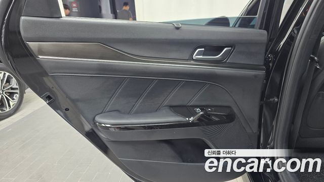 Kia K5 2023 — photo 15