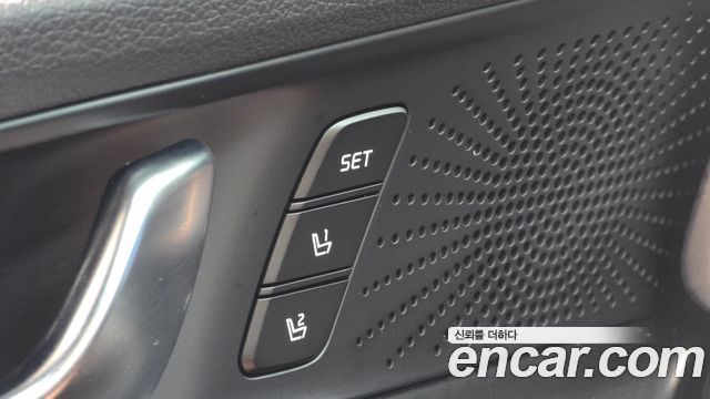 Kia K5 2023 — photo 29