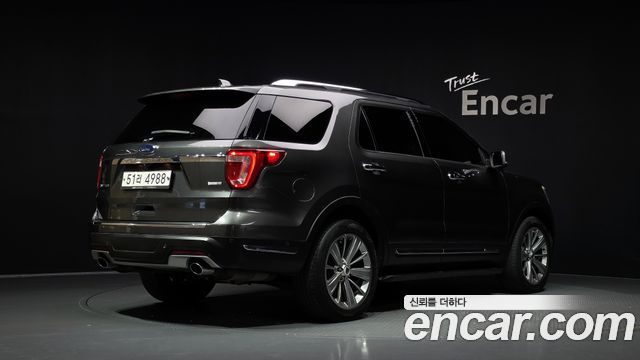 Ford Explorer 2018 — photo 2