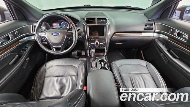 Ford Explorer 2018 — photo 7