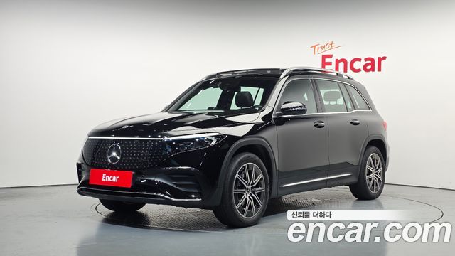 Mercedes-Benz EQB 2026 — photo 1