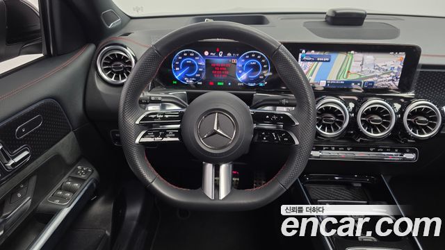 Mercedes-Benz EQB 2026 — photo 13